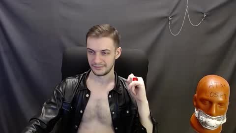 Sir Damien online show from February 4, 9:31 pm