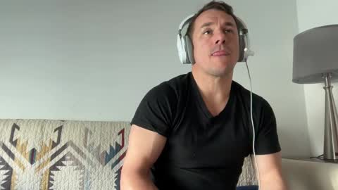 sirbubblesworth online show from March 12, 12:10 am