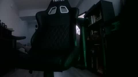 sirwally19er online show from December 14, 8:49 pm