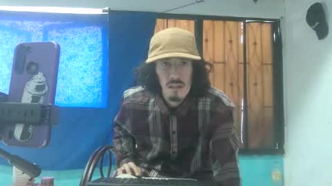 sk8sir online show from February 15, 4:37 pm