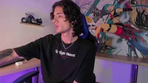 Mac online show from April 21, 2:01 pm