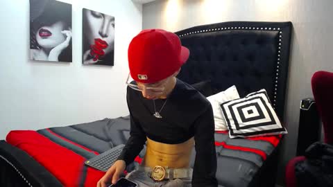 David online show from February 21, 8:32 pm