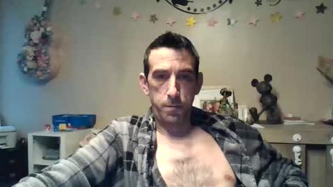 SkinnyBigCock2 online show from April 25, 5:21 am