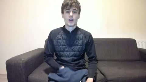 skinnyguywithbigd online show from January 28, 8:57 am