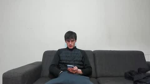 skinnyguywithbigd online show from December 8, 2:41 pm