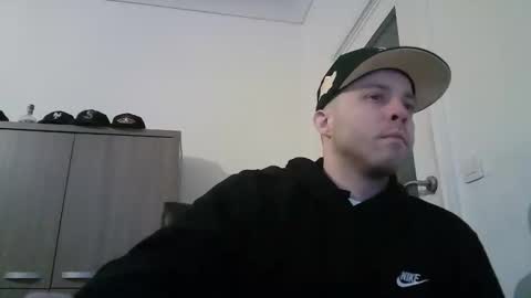 1200 online show from March 7, 10:32 pm