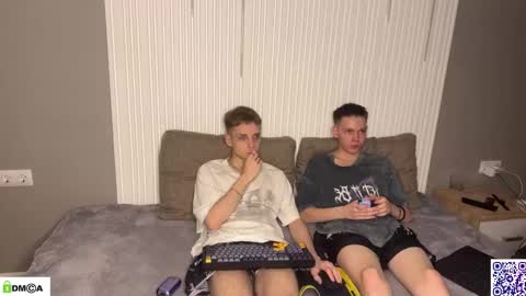 sky_hunter online show from November 9, 10:25 pm