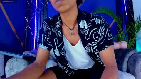 sky_walkerss online show from May 21, 7:51 pm