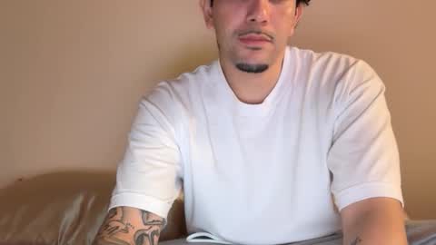 slideagian510 online show from October 28, 7:55 am