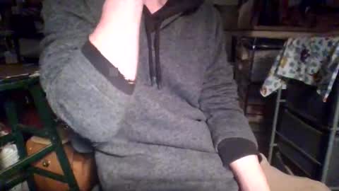 slideitin96 online show from April 16, 12:27 pm