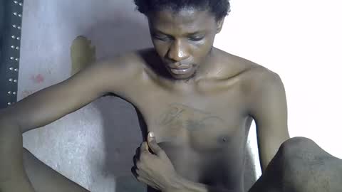 Snapshot of slim_long01 chatting on October 23, 9:35 am slim long01 online show from October 23, 9:35 am