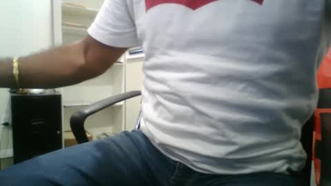 Snapshot of slimjimorange9 chatting on September 20, 7:47 pm slimjimorange9 online show from September 20, 7:47 pm