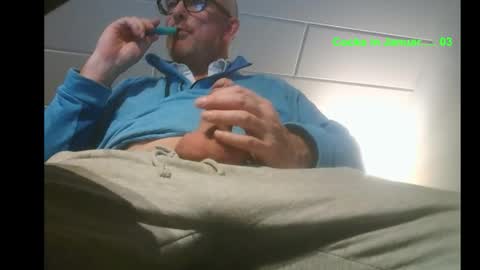  SLUTIAM   online show from January 5, 6:33 pm