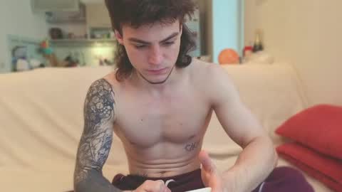 Gus online show from March 1, 10:26 am