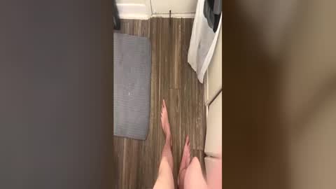 smalldick0324 online show from May 24, 12:22 pm