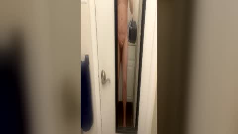 smalldick0324 online show from June 21, 1:17 pm