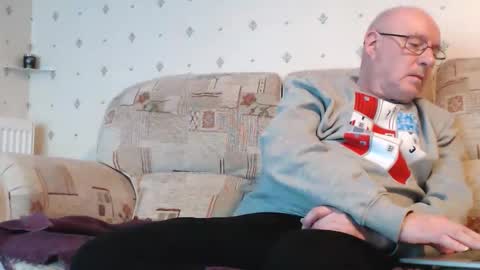 Steve online show from October 29, 8:12 pm