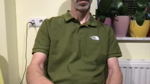 smart_sex69 online show from June 12, 9:23 pm