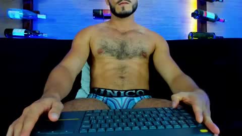 smith 994 online show from March 1, 9:26 pm