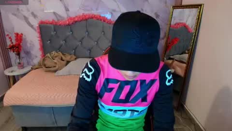 smith  grey online show from January 10, 6:34 pm