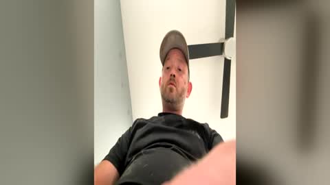smokeymt420 online show from June 26, 2:58 am