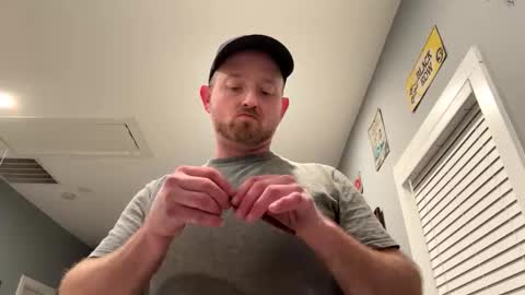 smokeymt420 online show from February 7, 7:59 am