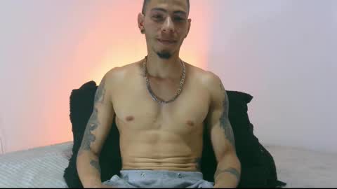 Daniel laverde online show from November 26, 1:30 am