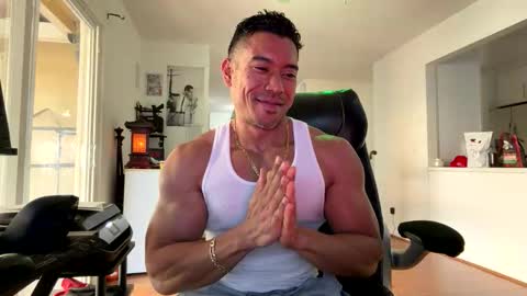 smoothripz online show from March 29, 4:40 pm