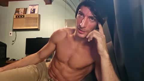 Snackyyyy online show from March 3, 1:46 am