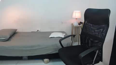 snak_master1 online show from September 16, 4:35 am