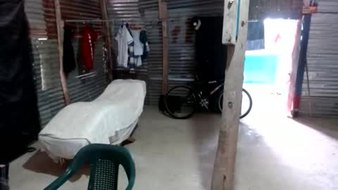 snakeguy08 online show from February 15, 3:31 pm