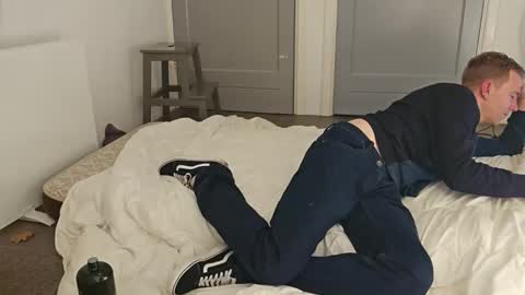 sneakerboy444 online show from November 15, 9:39 pm