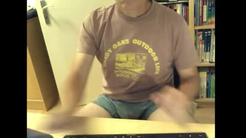 sneaxfreund online show from September 17, 9:38 pm