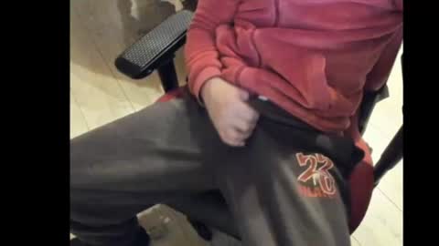 snip1977 online show from March 10, 8:12 pm