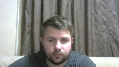 Snapshot of snowyqred chatting on September 25, 6:07 pm Arthur online show from September 25, 6:07 pm