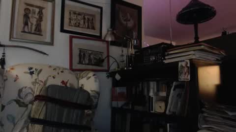 ImYourBitch online show from November 5, 5:20 am