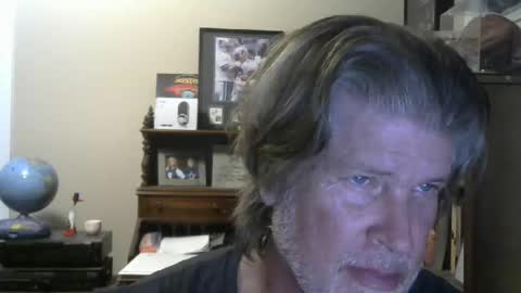 Brett online show from April 15, 4:34 am