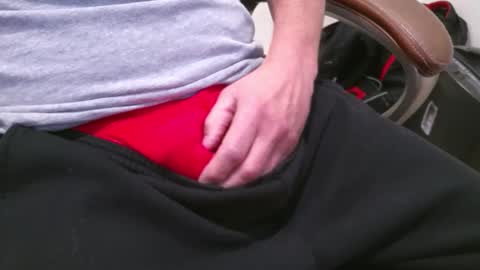 Snapshot of softwareman chatting on February 28, 3:26 pm softwareman online show from February 28, 3:26 pm