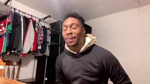 orezz online show from December 15, 8:36 pm