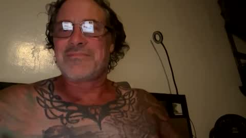 specter1972 online show from November 16, 12:13 am