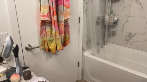 Snapshot of spookyfoxmulder chatting on January 8, 10:48 pm ALEX online show from January 8, 10:48 pm