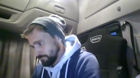 spyco82 online show from December 11, 4:59 pm