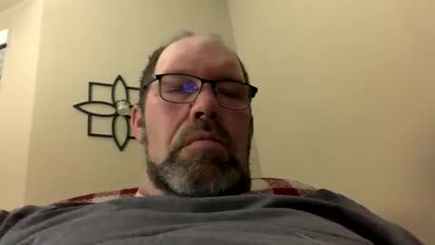 squirreldiamond online show from April 1, 2:13 am