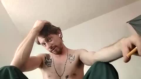 squirtburgler13 online show from November 13, 9:19 pm