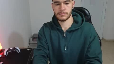 Vic online show from November 28, 9:38 pm