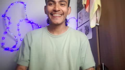 sorry mom online show from November 28, 9:06 pm