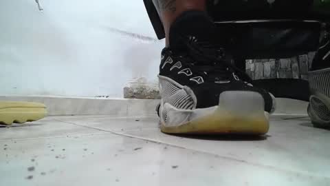 sr master cum its my old account online show from April 13, 5:46 pm