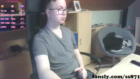 florian online show from February 22, 7:01 am