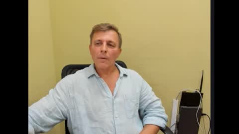 stacattoff online show from September 8, 3:33 pm