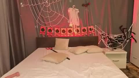 Madison online show from October 26, 9:50 pm